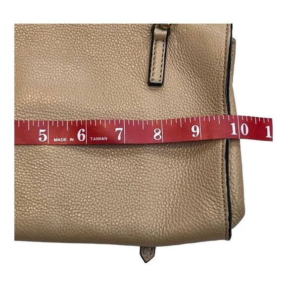 COCCINELLE Crossbody Handbag Leather Tumbleweed Tan Nude Color Gold Hardware - Picture 4 of 12